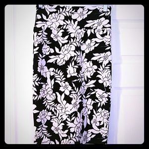 Lularoe XS Cassie Skirt